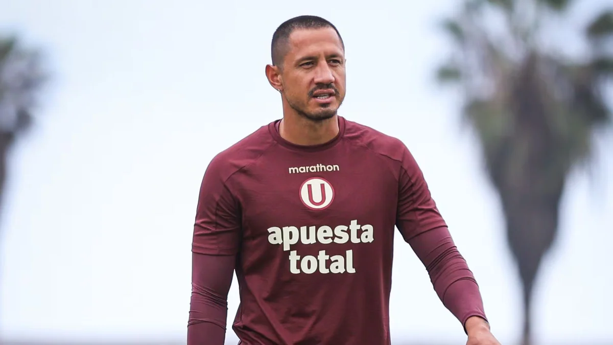 Gianluca Lapadula no entrenó una semana en Universitario: ¿tuvo la aprobación de Héctor Cúper?