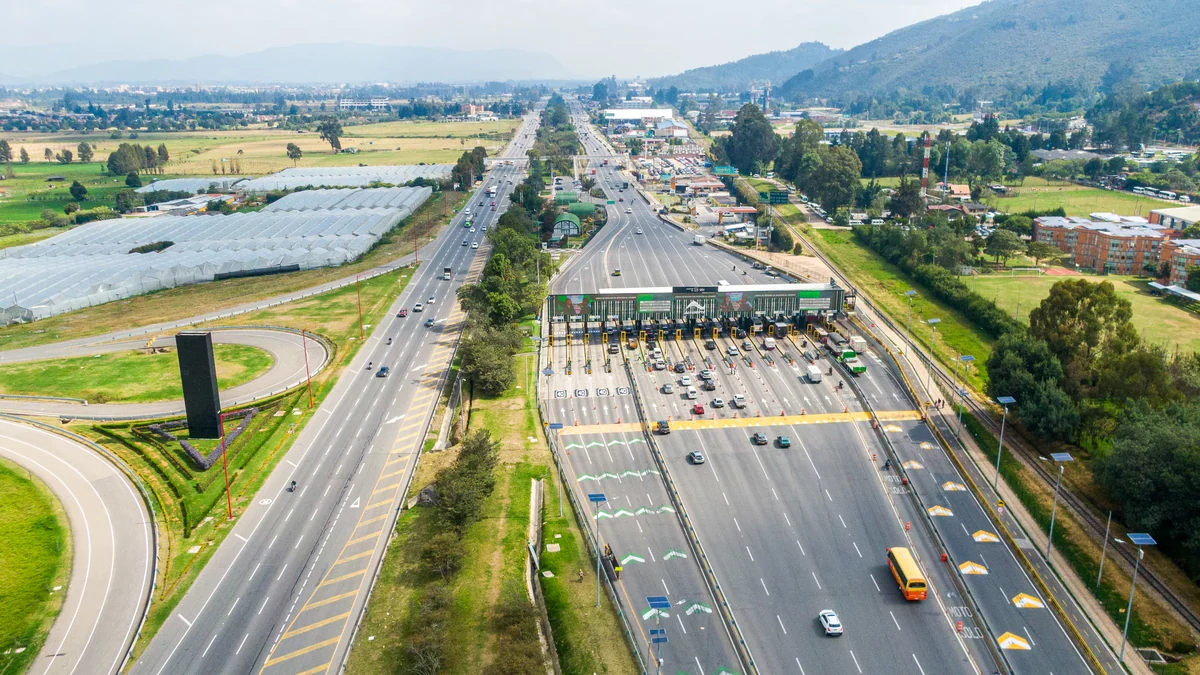 Salir de Bogotá en carro saldrá más caro: subieron precios de los peajes Andes, Fusca y Unisabana por proyecto de ampliación de la autonorte