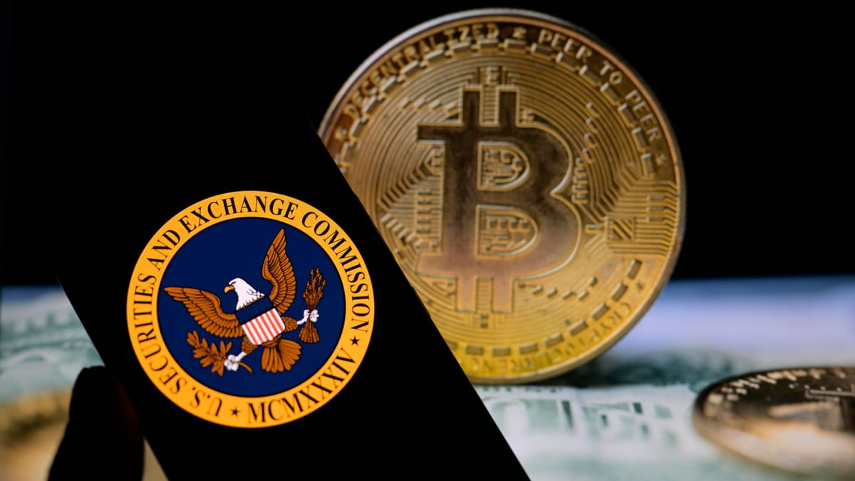 Bitcoin’de Devlerin Yetki Savaşı: SEC, Nasdaq’ın Kritik Hamlesini Askıya Aldı