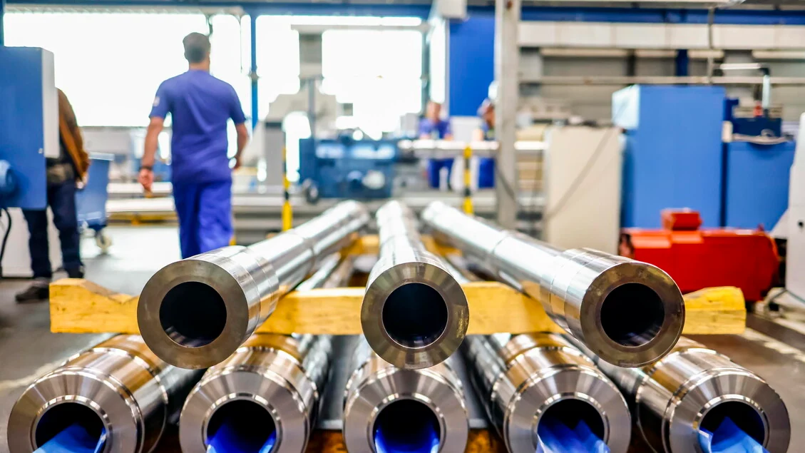 Istat, fatturato dell'industria a marzo +4,4% annuo, servizi +4,6%