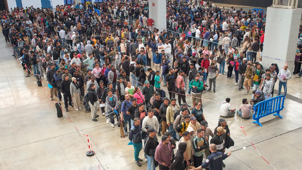Una Cataluña "al límite" asume el mayor número de inmigrantes regularizados: "Son más que la población de Sabadell"