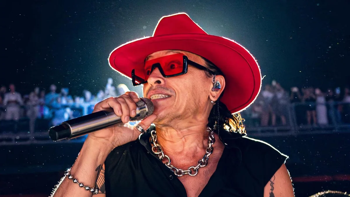 Elvis Crespo desvela cómo nació su colaboración con Quevedo en 'La Graciosa': "No entendía la canción"