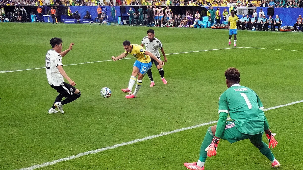 Brasil remonta a la japonesa con un gran Casemiro y un gol de Martinelli en el último suspiro