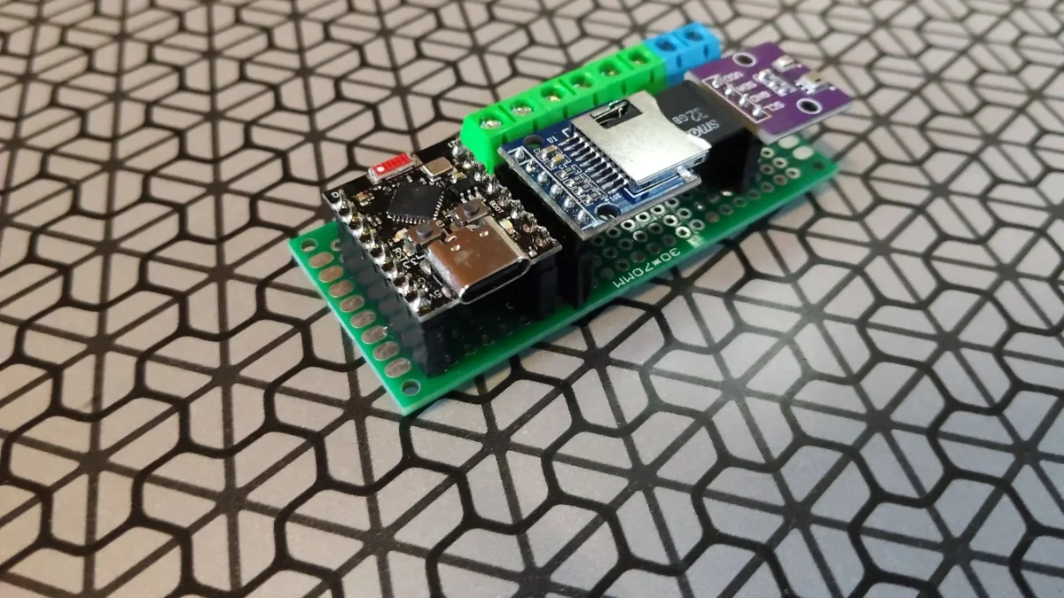Погодный чёрный ящик: пишем лог давления и температуры на MicroSD с ESP32-C3