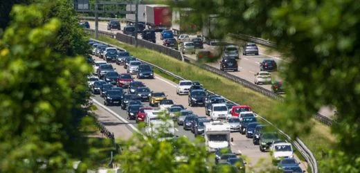 Hohe Spritpreise: Du stehst nicht im Stau, du bist der Stau