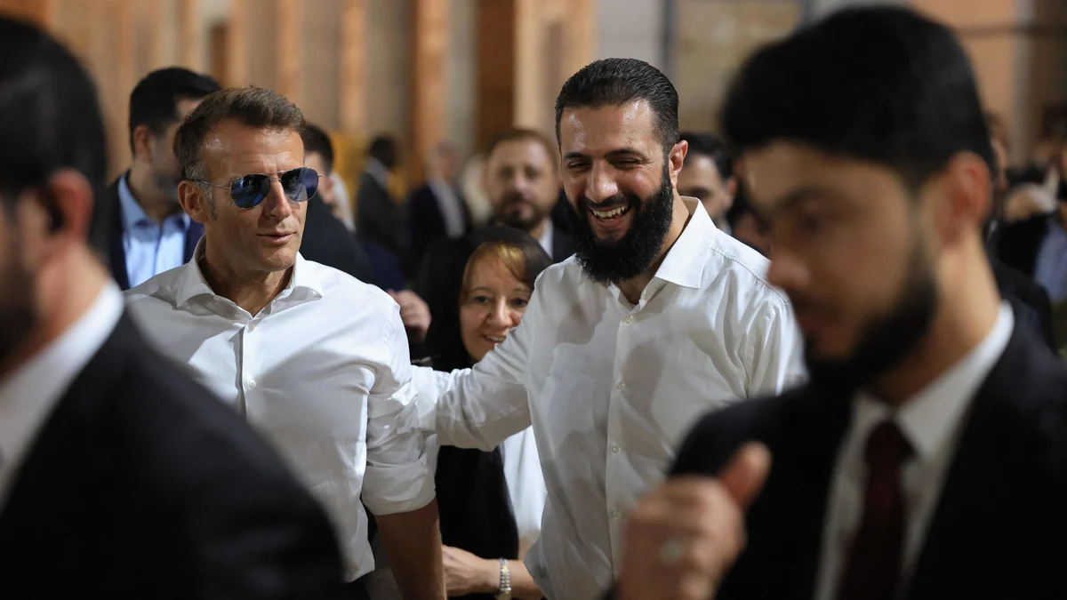 Una fuerte explosión sacude Damasco cerca del hotel donde Macron ha pasado la noche durante su visita a Siria