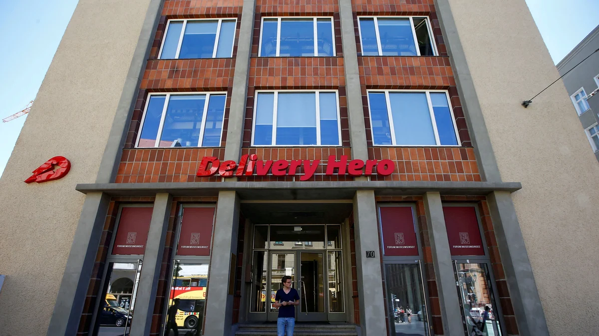 Uber prepara una nueva oferta para hacerse con el control de Delivery Hero, dueña de Glovo