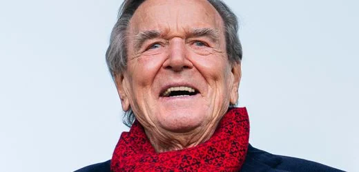 Gerhard Schröder in Russland – russische Agentur Tass bestätigt