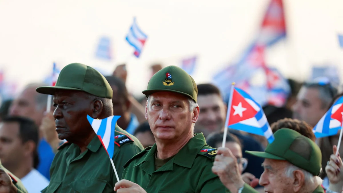 Díaz-Canel anuncia reformas para liberalizar la economía cubana