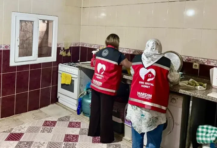 Mardin’de yaşlılara bayram öncesi destek