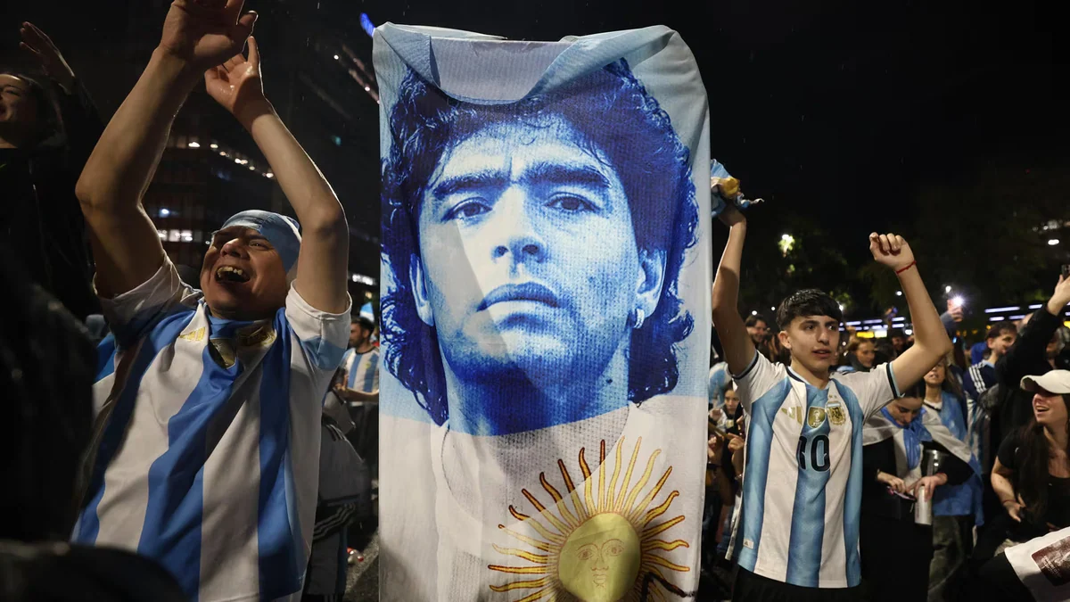 Esta efervescencia colectiva me lleva a una memoria familiar de 40 años, y todo gracias al bendito fútbol
