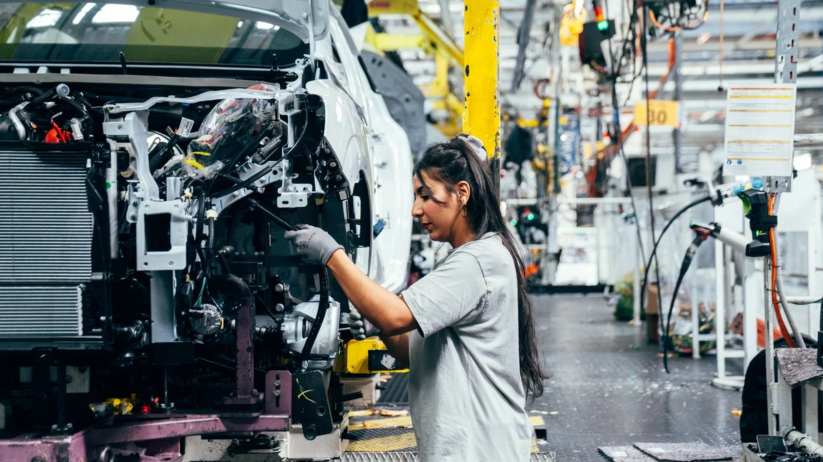 Renault fabrica sus coches usando huesos de aceituna