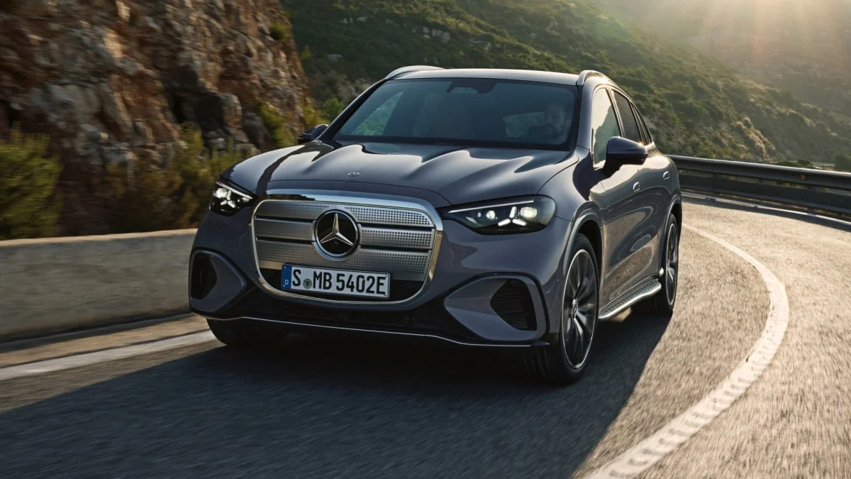 Pénurie de batteries et de câblage : la production du Mercedes GLC électrique suspendue à Brême