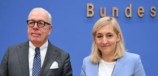 Ärztepräsident fordert Aufschub der Krankenkassenreform