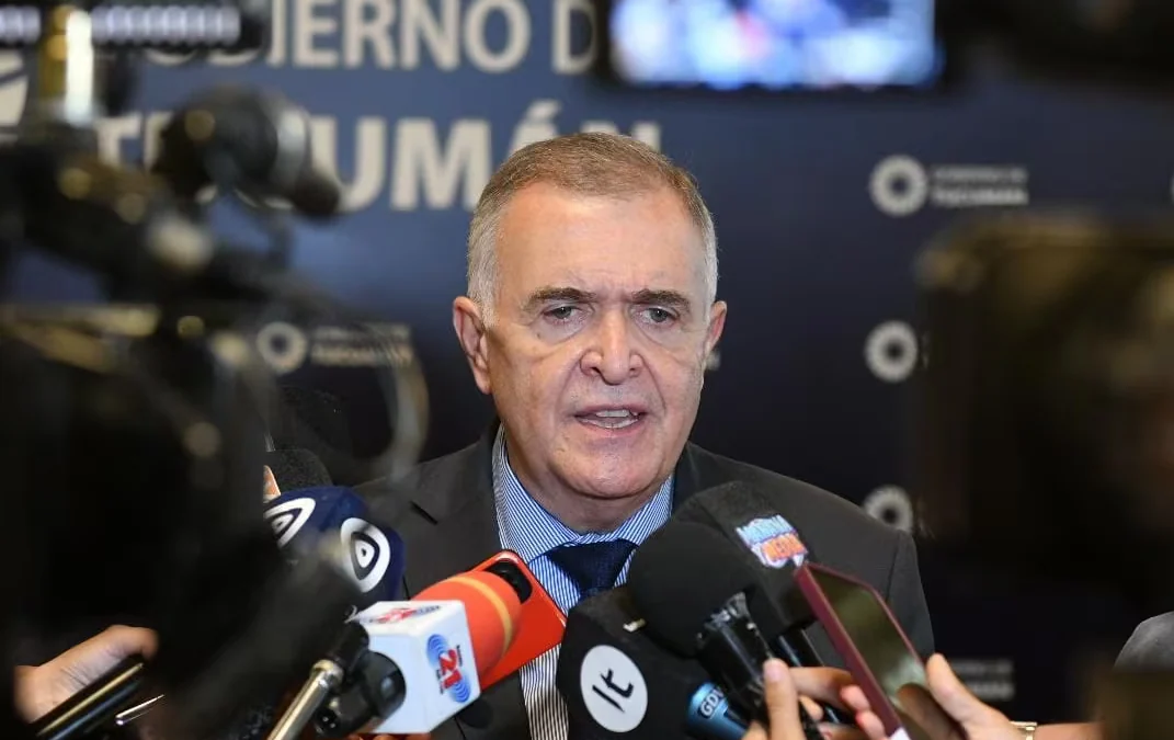 El gobernador de Tucumán decretó asueto para ver el partido de Argentina frente a Egipto este martes