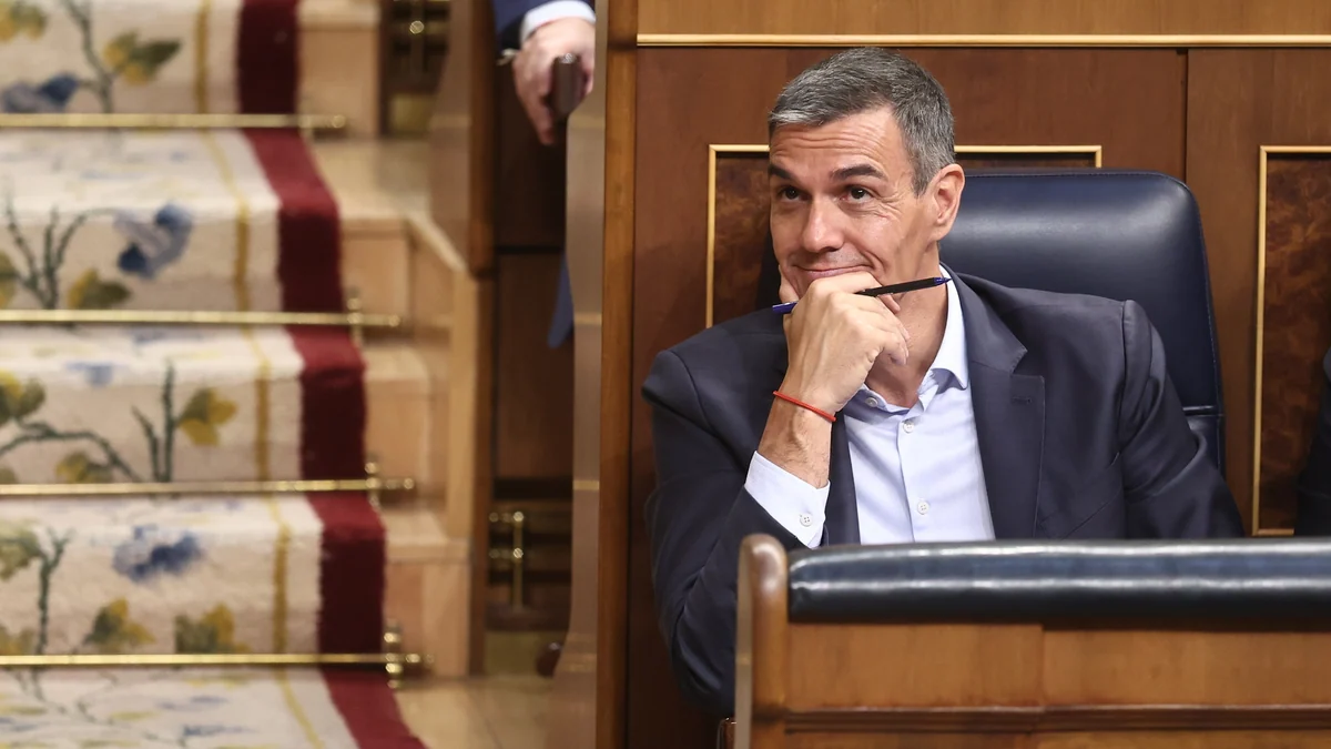 El Gobierno acelera su agenda en julio con la vista en el próximo ciclo electoral