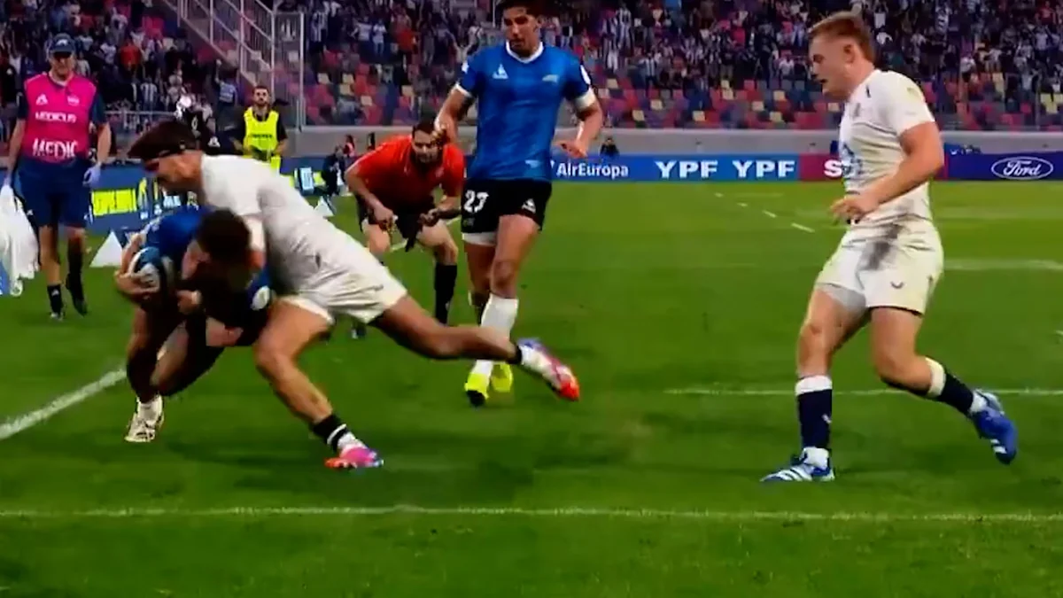 Polémica por el try anulado a Los Pumas tras cuatro minutos de revisión en la última jugada ante Inglaterra: “Me voy a guardar cosas”