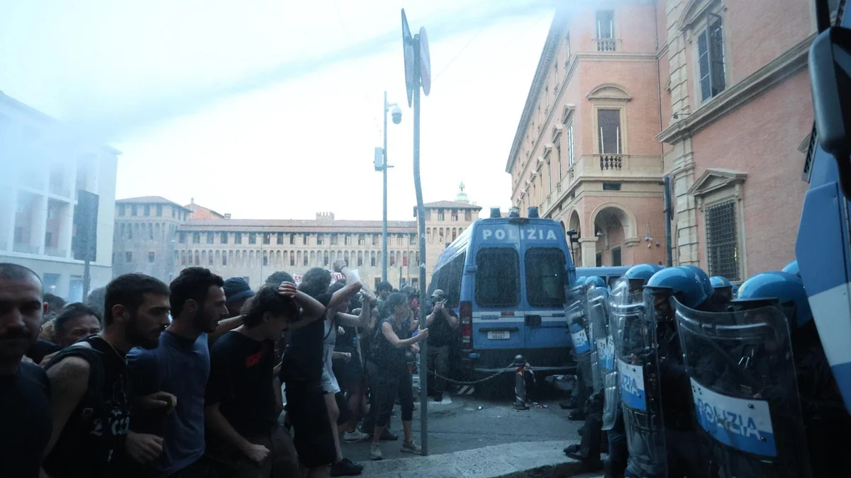 Bologna in piazza per Abderrahim Fakir. La nipote: “Chiediamo giustizia e umanità”