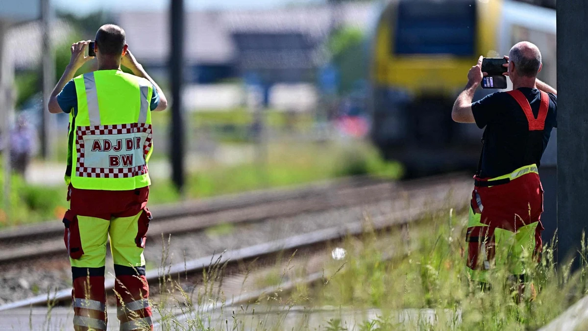 Belgio, scontro tra scuolabus e treno: morti due ragazzi e due accompagnatori