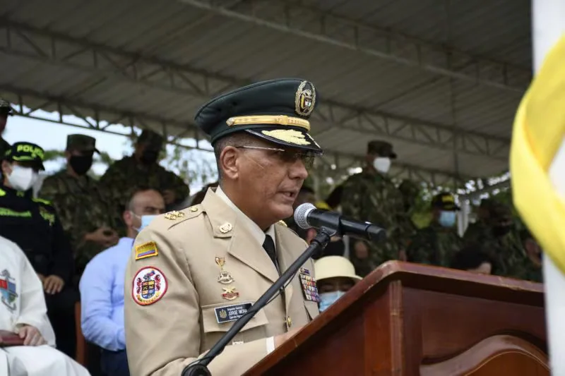 Él es el general (r) Jorge Eduardo Mora, será el primer ministro de Defensa de Abelardo de la Espriella