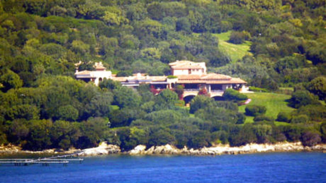 Cosa fatta la vendita alla famiglia Al Thani di Villa Certosa