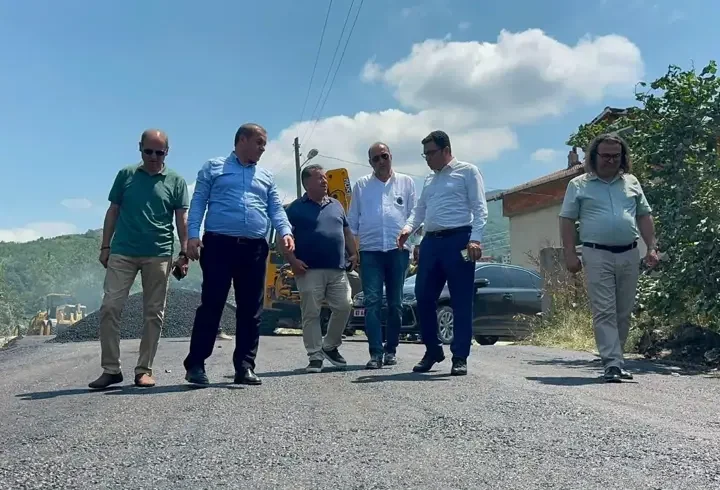 Alaplı'da 10 kilometre asfalt döküldü