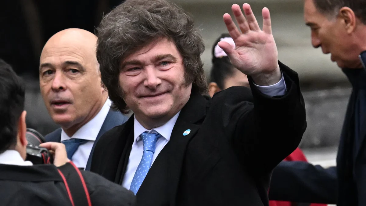 El Gobierno estabilizó la conversación digital tras la salida de Adorni y habla de un repunte en la imagen