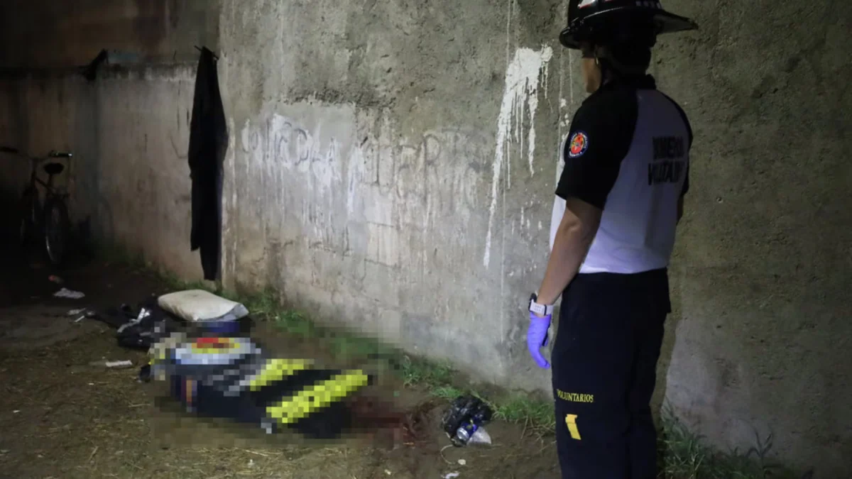 Ataque armado dejó dos hombres muertos y una mujer herida en Guatemala