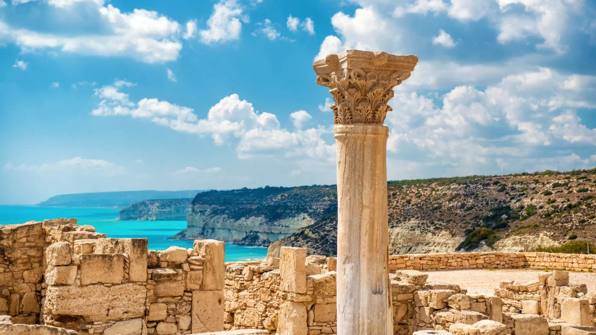 5% de sièges d’avion en moins cet été, des visiteurs qui boudent... Pourquoi Chypre n’a plus la cote