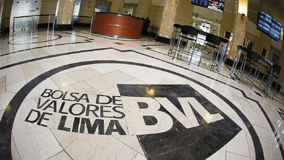 Bolsa de Valores de Lima retrocede anteposible victoria de Sánchez y podría arrastrar a mercados de Chile y Colombia