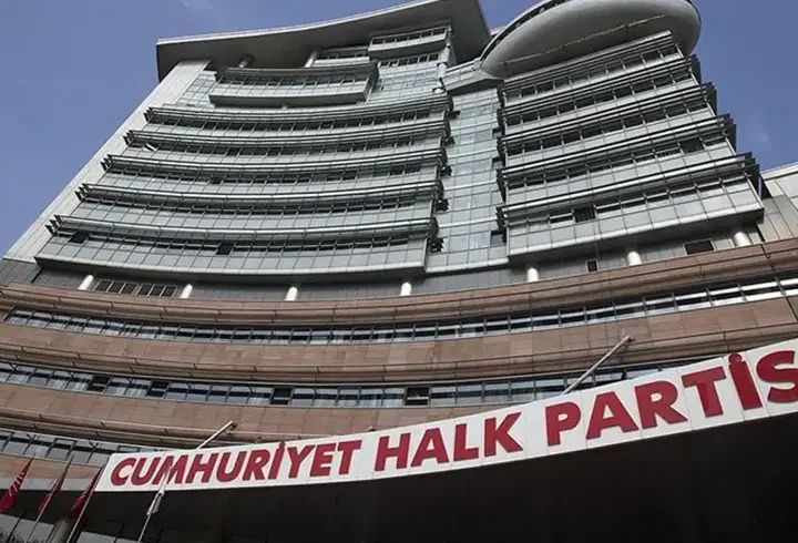 Özgür Özel'i destekleyen vekillerden 'kurultay' çağrısı
