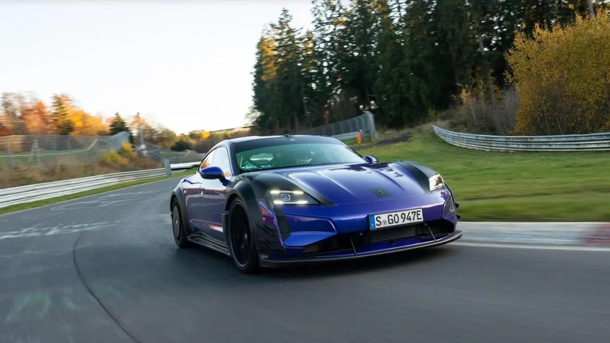 Porsche Taycan Turbo GT, Nürburgring rekorunu yineledi: 3.000 beygirlik BYD'yi geride bıraktı