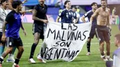 UK says Falkland Islands 'definitely ours' after Argentina banner
