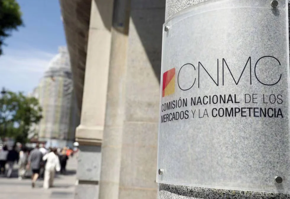 Moncloa activa el relevo de Cani Fernández y tres consejeros de la CNMC