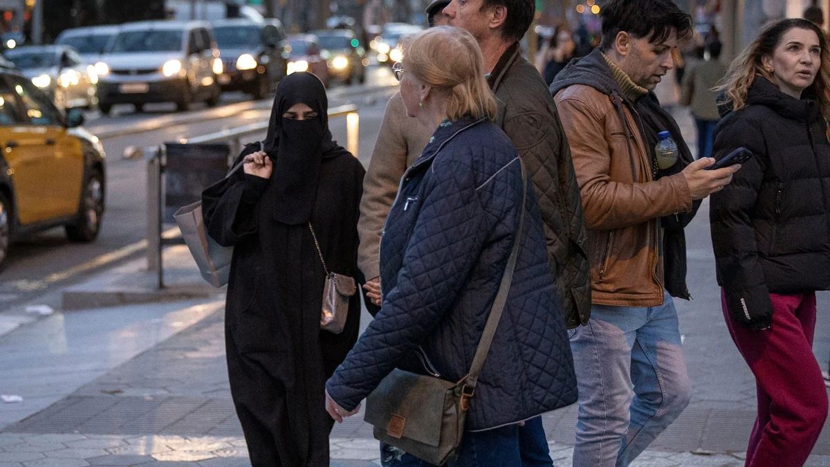 El Congreso crea una subcomisión para estudiar el uso del burka y el ‘niqab’ en espacios públicos