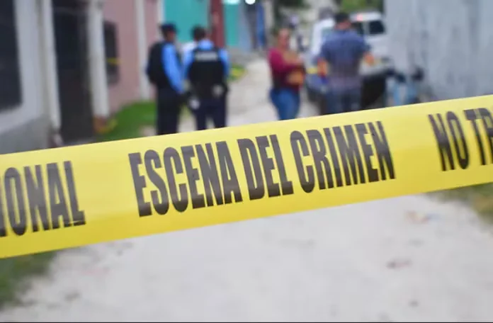 Mujer muere tras ser atacada por su vecino en Honduras: menor resulta herida y agresor se quita la vida