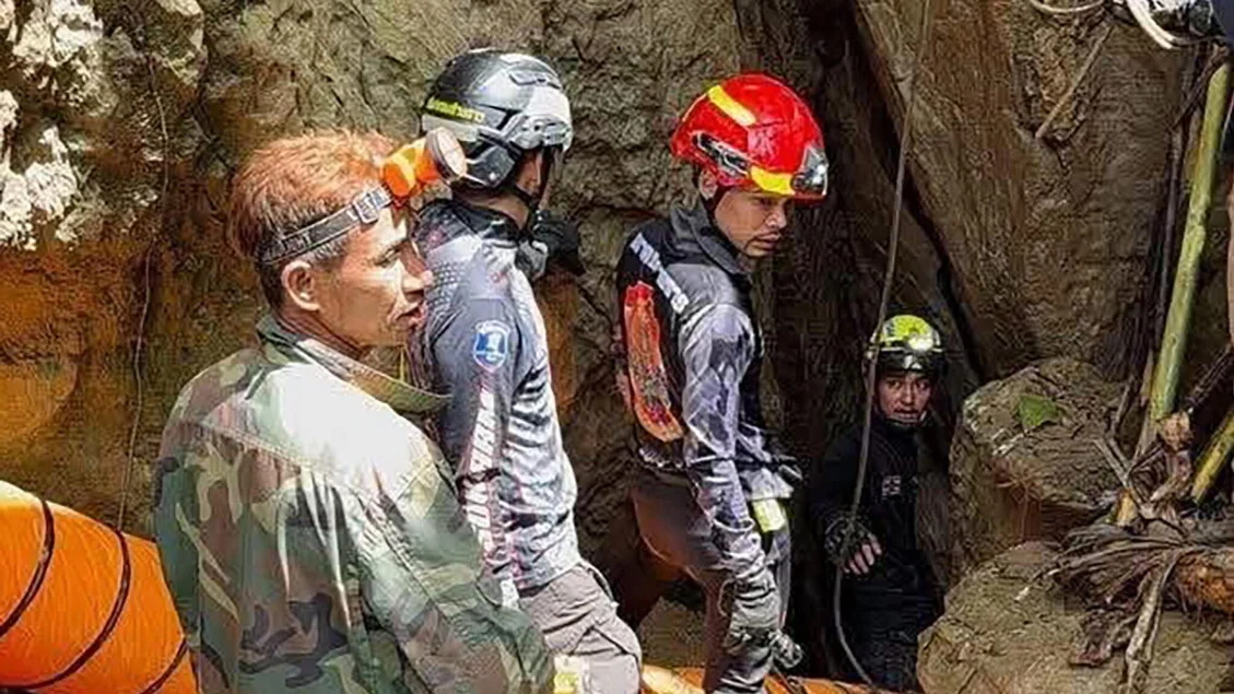 Corsa contro il tempo in Laos, sette intrappolati nella grotta