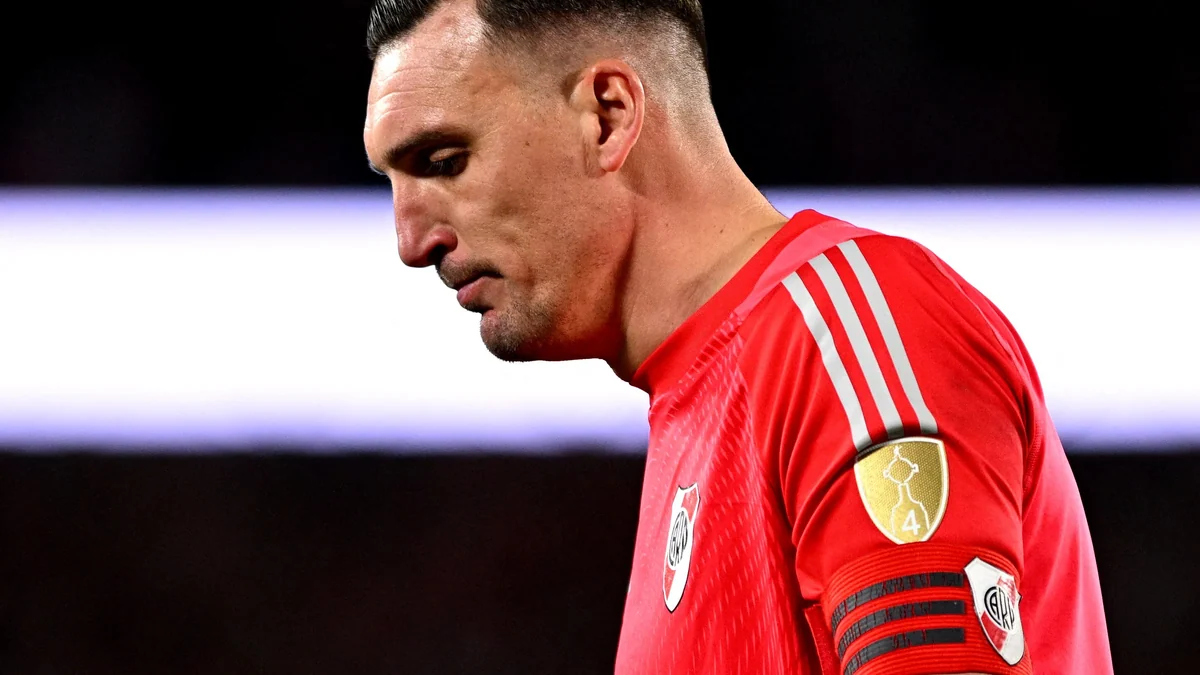 Tras más de ocho años y una decena de títulos, Franco Armani se va de River Plate
