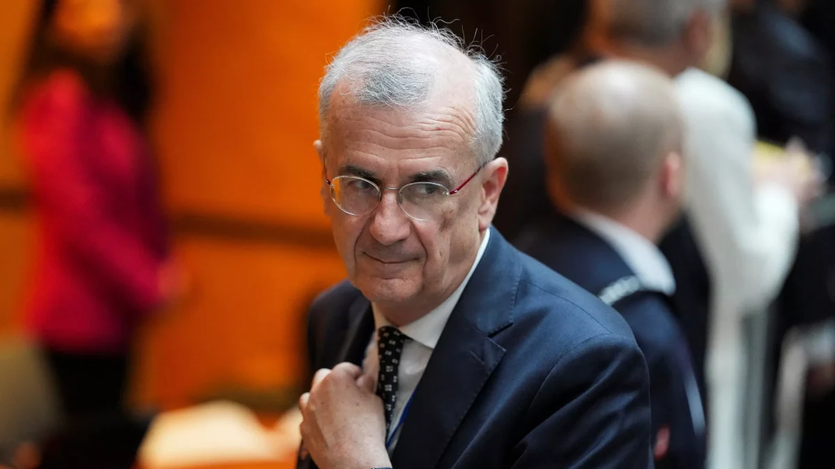 Le gouverneur de la Banque de France fustige à nouveau les «choix gérontocratiques» faits au détriment des jeunes