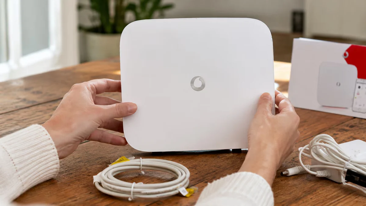 La CNMC propone que se extiendan a los paquetes de fibra y móvil los descuentos a los beneficiarios del IMV