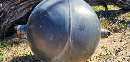 Australien: Verdächtige »Space Balls« könnten gefährlicher Weltraumschrott sein