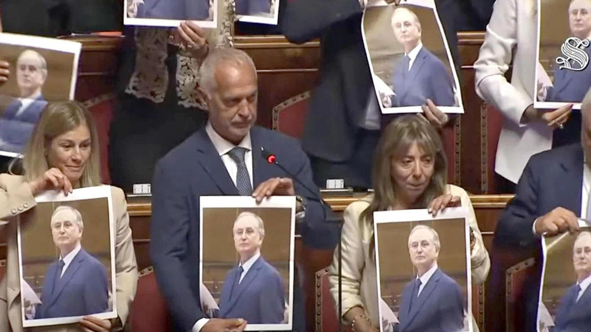 Nordio: “Grazia a Roggero”. Poi lo stop di Mattarella, ma c’era l’input di Meloni