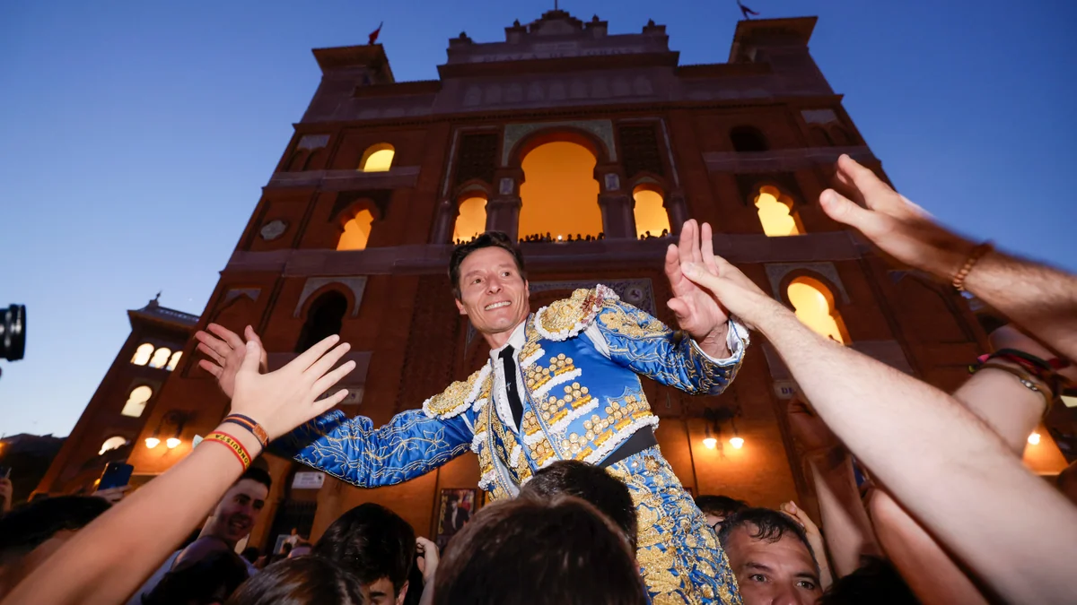 Puerta Grande al clasicismo en Las Ventas: Y Diego Urdiales enseñó al Rey lo que es torear