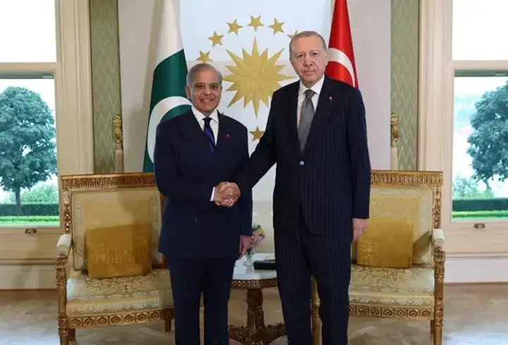 SON DAKİKA... Cumhurbaşkanı Erdoğan, Pakistan Başbakanı Şerif ile görüştü
