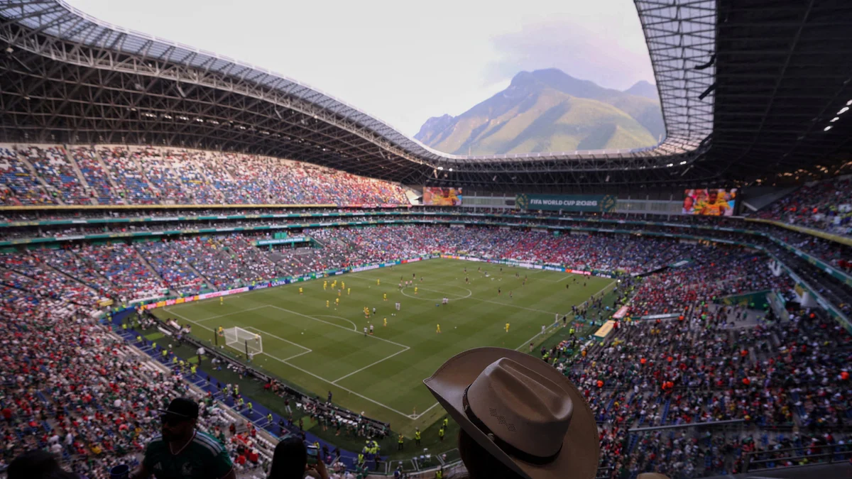 Por qué el Estadio Monterrey habría negado transmitir el México vs Inglaterra de octavos de final en su cancha