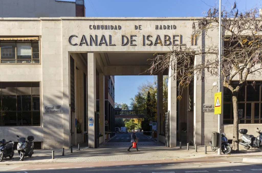 Canal de Isabel II resuelve la "incidencia puntual" que causó cambios de olor y sabor del agua en varias zonas de Madrid