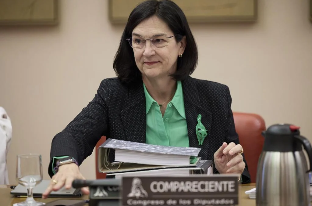 La CNMC respalda a las aerolíneas y propone que Aena baje sus tasas aeroportuarias en los próximos cinco años