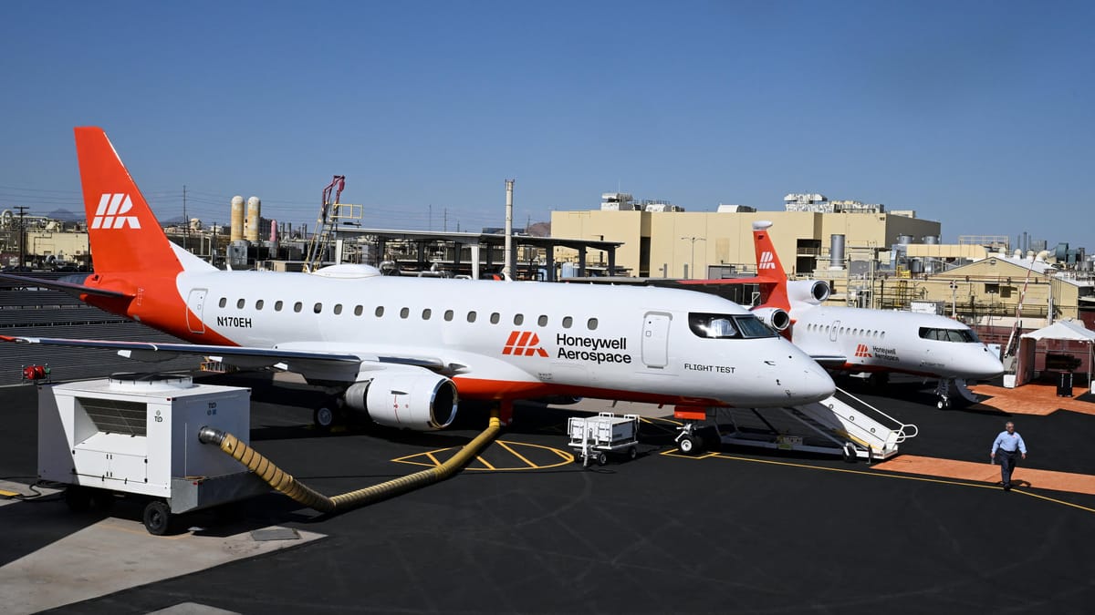 We're downgrading Honeywell Aerospace after a shockingly bad earnings debut