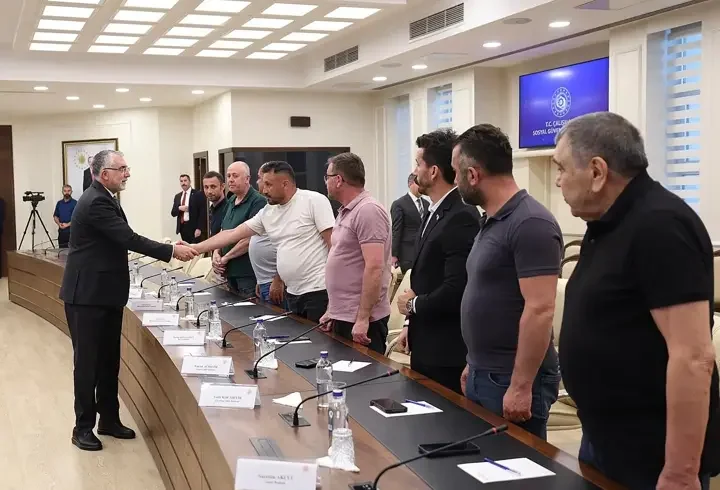 Bakan Işıkhan, Doruk Madencilik işçilerini kabul etti