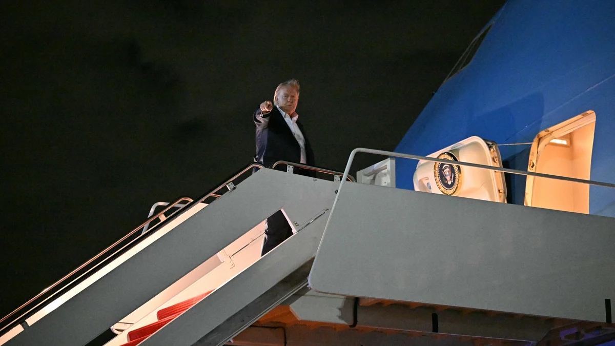 U.S. and Iran announce a deal to end the war and reopen the Strait of Hormuz